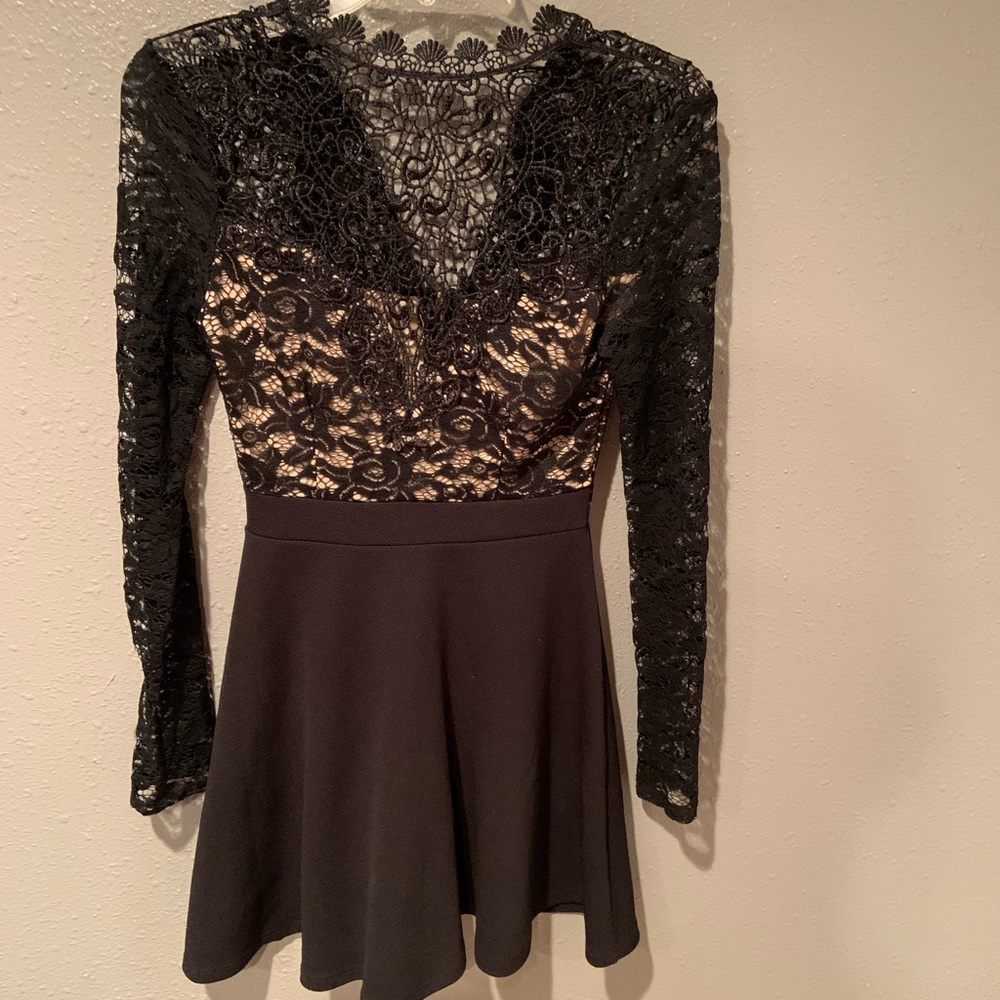 Windsor Long Sleeved Lace Dress